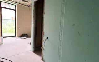 Proprietate unică, cu grădină privată, terasă și 5 locuri de parcare - Poză 12
