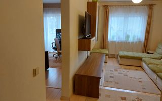 Apartament cu 4 camere de vanzare in Plopilor, etaj 3/4 ! - Poză 1