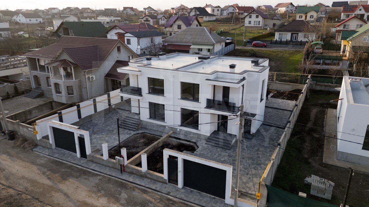 Vânzare, duplex, 3 nivele, str. Frasinilor, Ialoveni - Poză 1