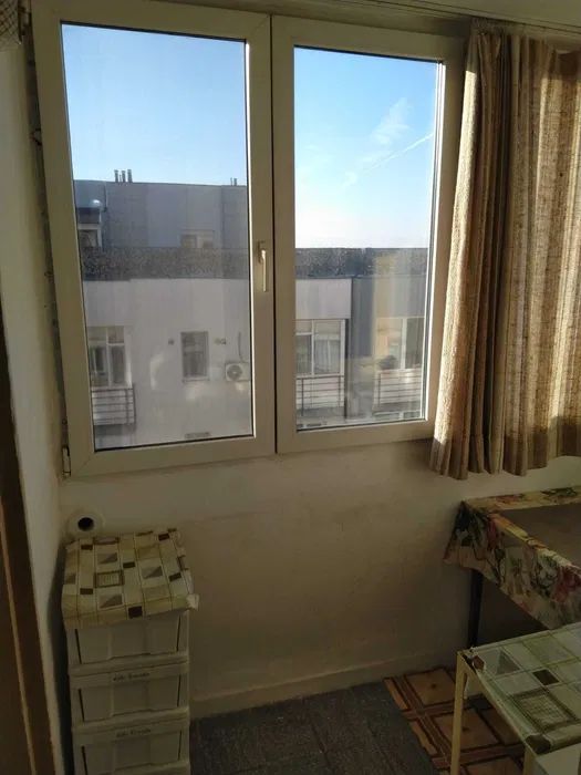 Garsonieră Mobilată și Utilată – Lumină Naturală și Posibilități Excel - Poză 4