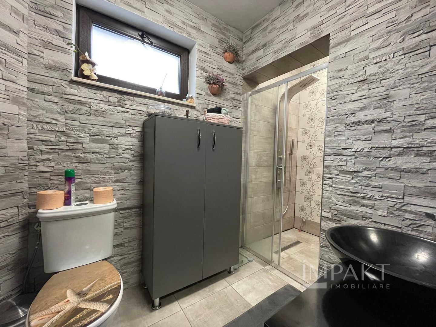 Casa  cu 4 Camere si Garaj in Cartierul Someseni, Cluj-Napoca - Poză 23