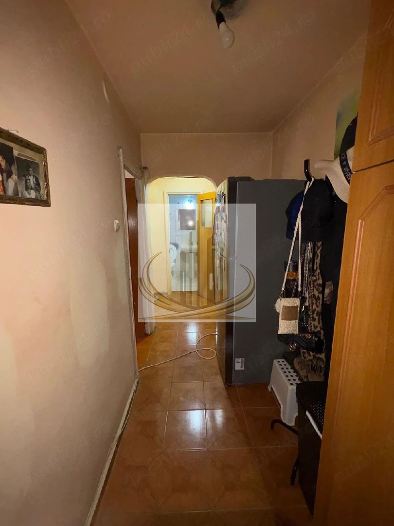 Apartament cu 2 camere decomandat - Poză 4