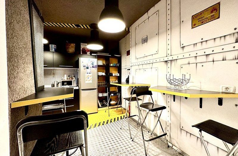 Spacecraft Office - Poză 16