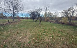 Teren intravilan împrejmuit 2331 mp la strada, toate utilitățile! - Poză 9