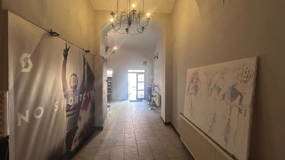 Spatiu comercial de inchiriat zona Bou Rosu - Poză 3