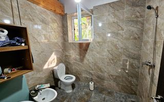 Casa multifunctionala, 6 camere , 700 mp teren, cu utilitati, Ciugud - Poză 18