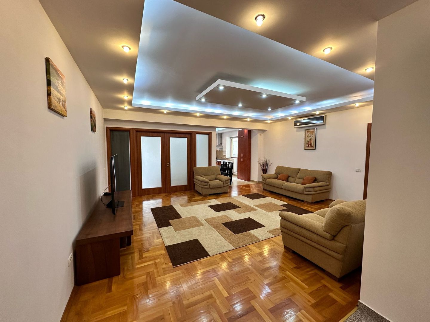 3 camere cu parcare subterana | zona Herăstrău - Comision 0% - Poză 2
