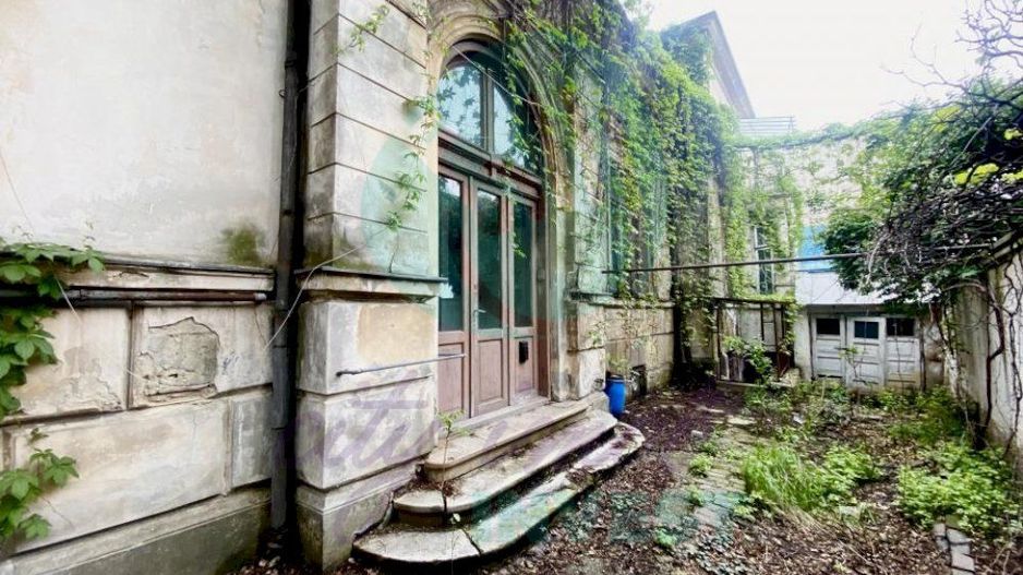 Casa cu personalitate de la 1900 Eminescu-Romana - Poză 1