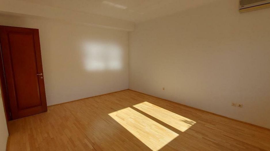 Vila de vanzare direct de la proprietar. - Poză 8