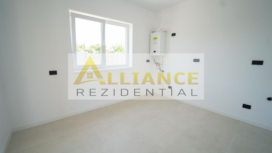 Vila premium 110 mp utili 4 camere - Complex rezidential-200 m de STV - Poză 12