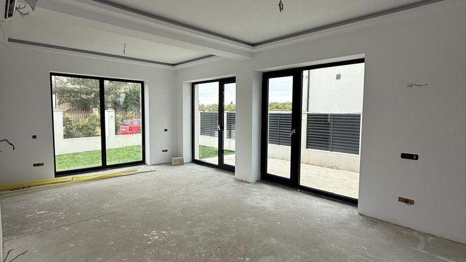 Vila individuala de vanzare Tunari - Poză 9