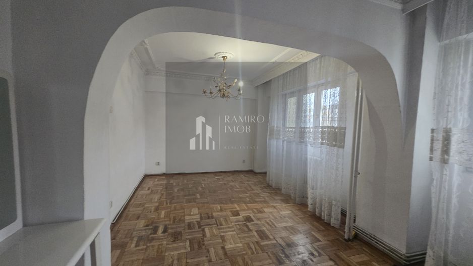 Apartament 104mp-utili 2bai centrala -an 1985 -Bd. Chisinau -Mega Mall - Poză 4