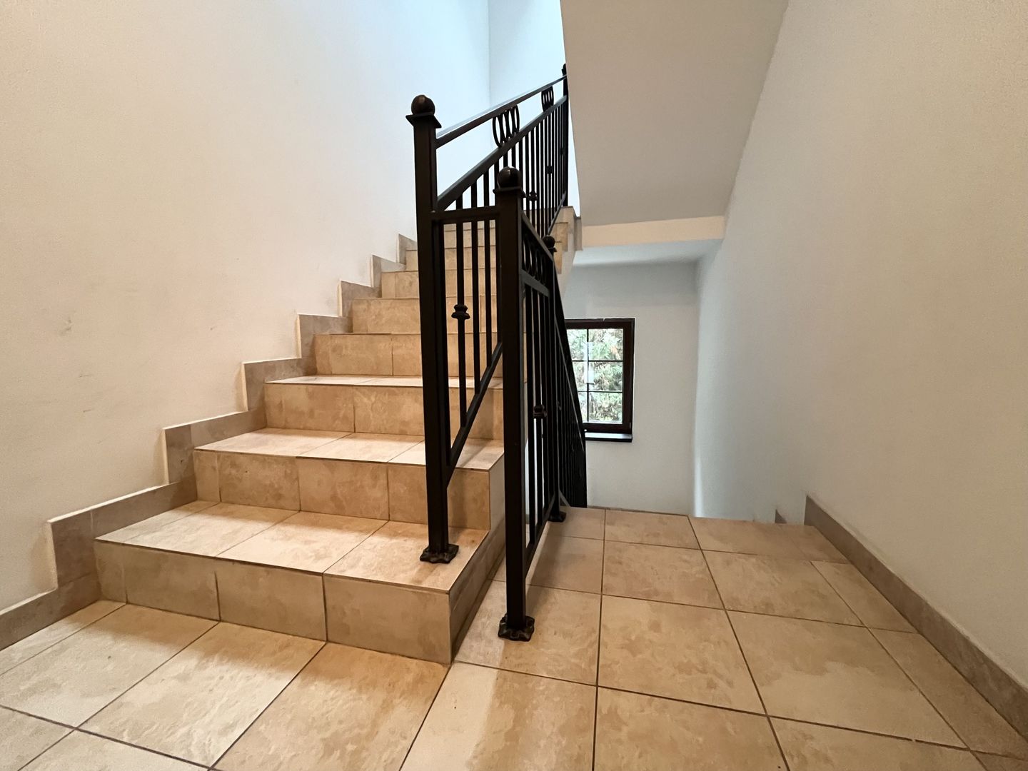 Apartament 3 camere, elegant amenajat, in Dumbrăvița- Kaufland - Poză 15