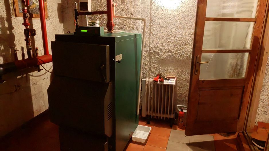 Casa/Vilă  aproape de pădure Vâlcele + 1235 m² teren 160.000 EURO - Poză 18