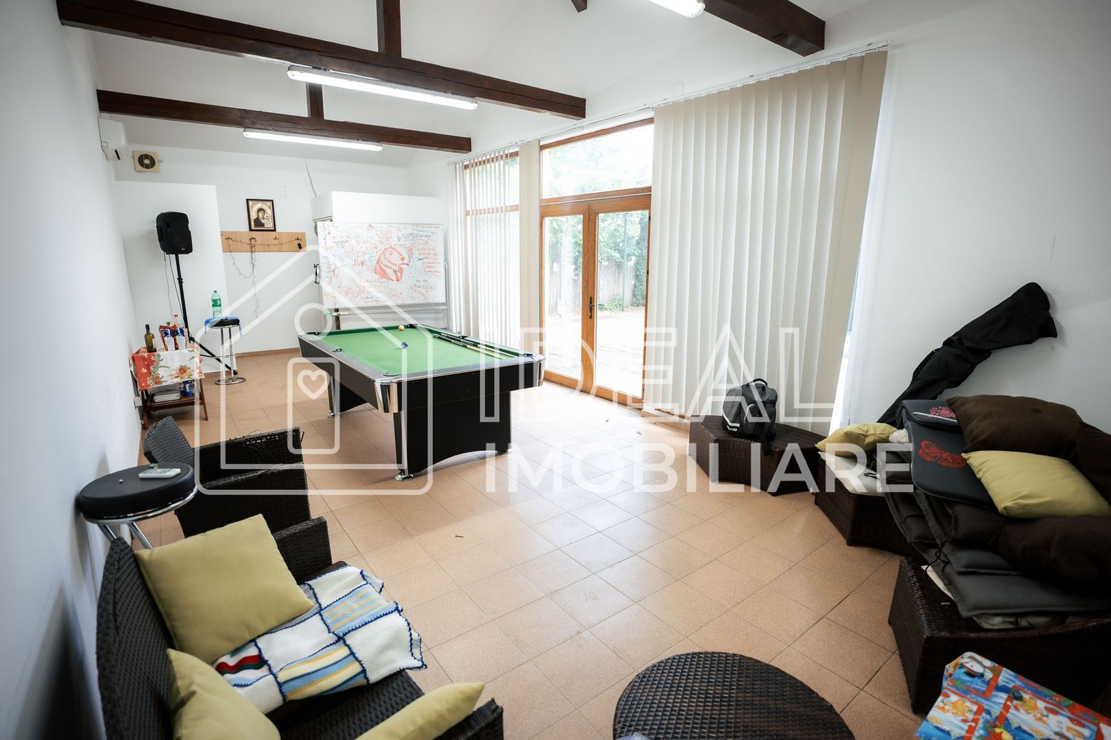 Casa Individuala Moderna cu 7 camere si 1480 mp de curte, In Selimbar - Poză 24