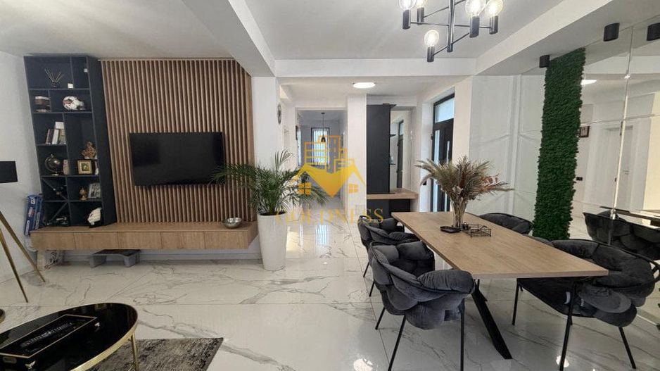 4 camere, 190 mp, Ultrafinisat, gradina 200mp Voronet Zona BLVD Muncii - Poză 8