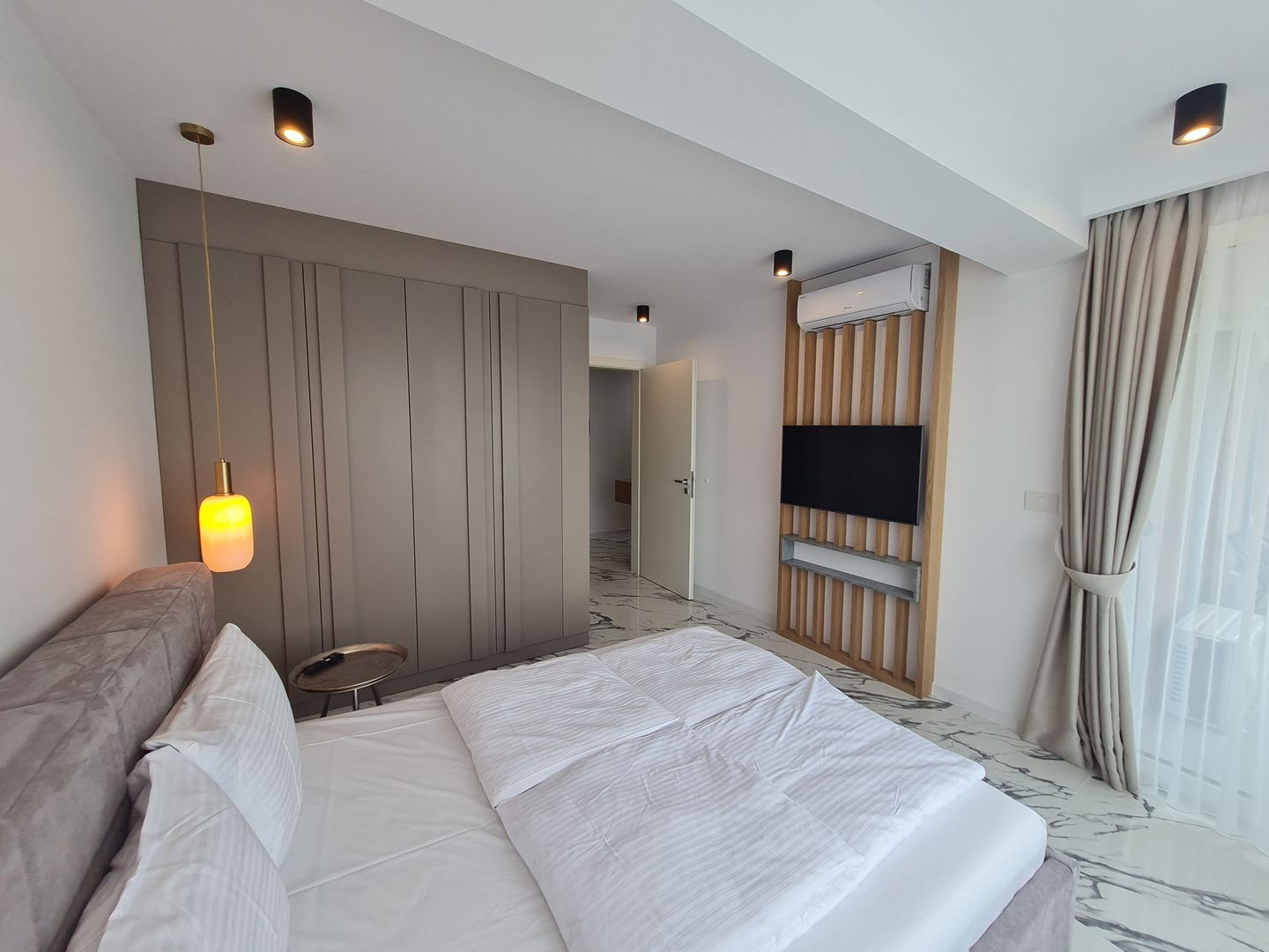 Calitate,prestanta,eleganta.. - Poză 31