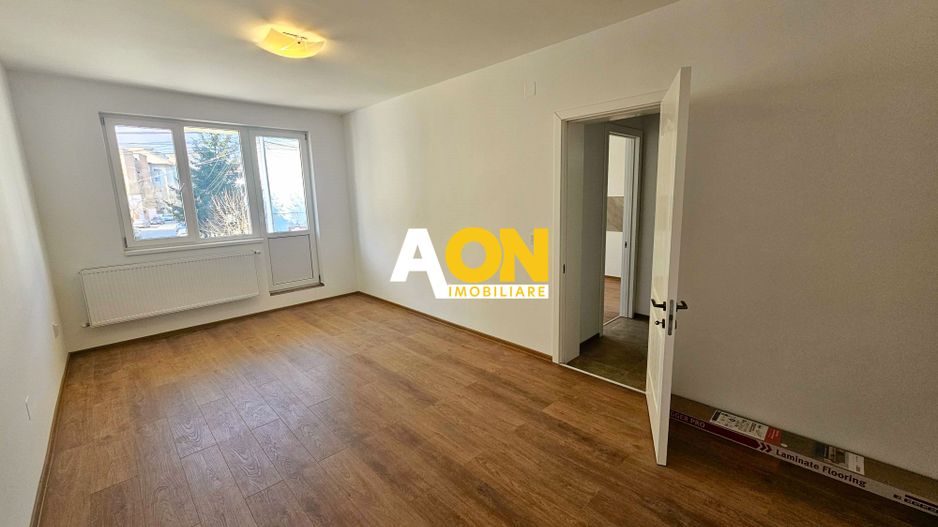 Apartament cu o camera, 40 mp utili + balcon 10 mp, etaj 1, Cetate - Poză 1