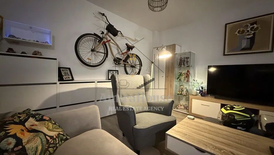 Apartament 2 camere, finisat, mobilat, parcare, Iris zona Lukoil - Poză 2