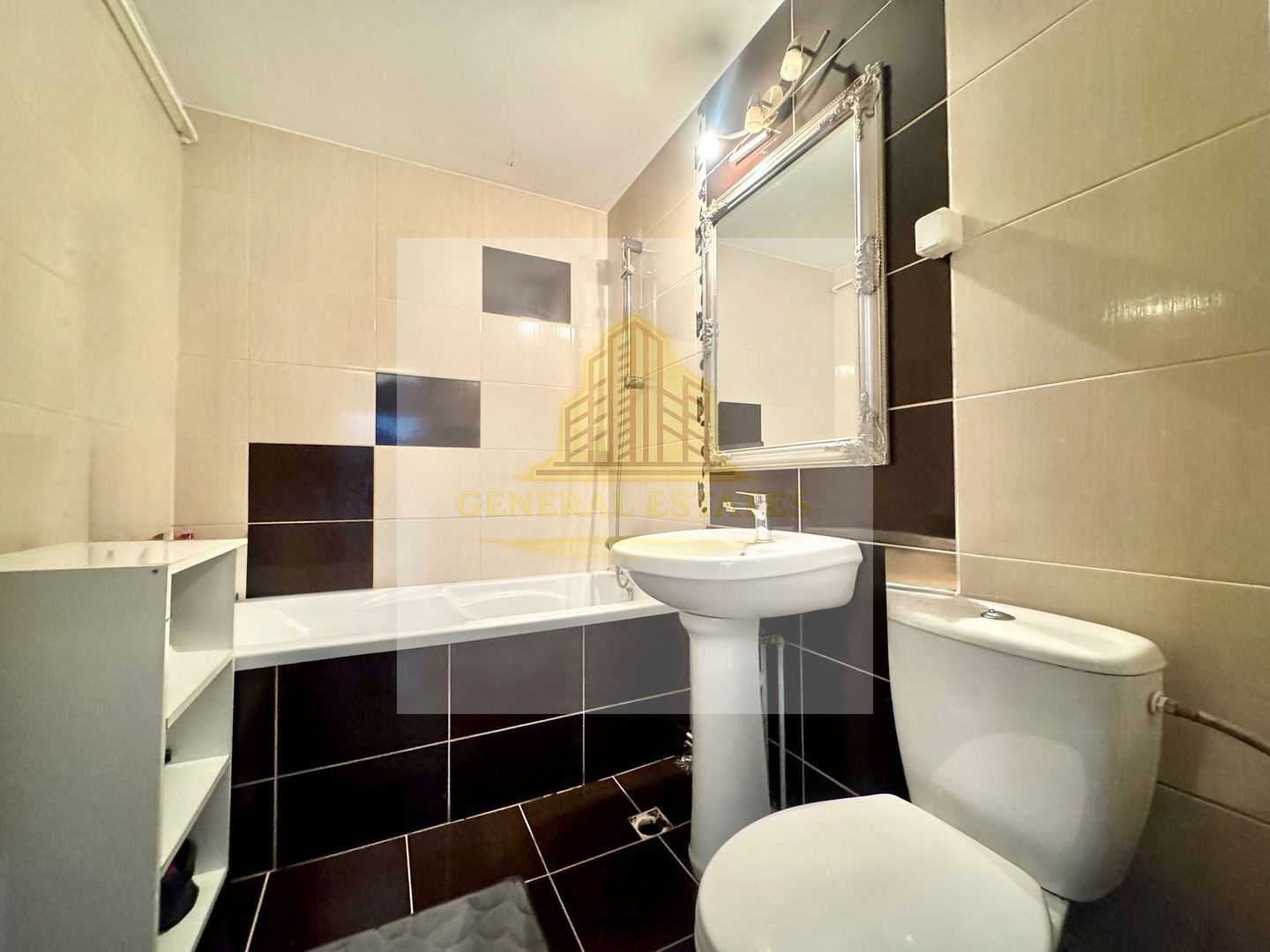 Spre Vânzare apartament cu 3 camere - 72 m.p - Nicolina, Iași - Poză 12