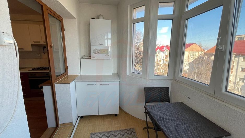 Apartament cu 1 cameră de închiriat - Zonă Ultracentrală, lângă Starea - Poză 5