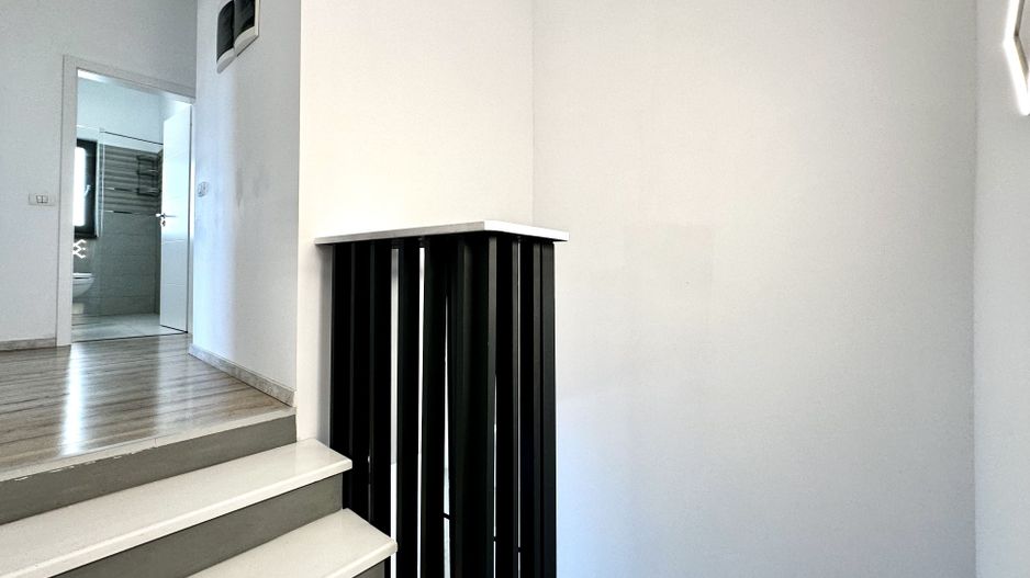 Casa de inchiriat la Liziera Pădurii - intrarea in Dumbrăvița - Poză 19