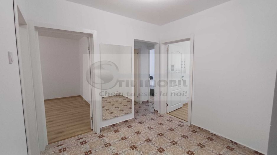 Apartament spatios cu 3 camere - Centru, Targu Cucu - 600€ - Poză 4