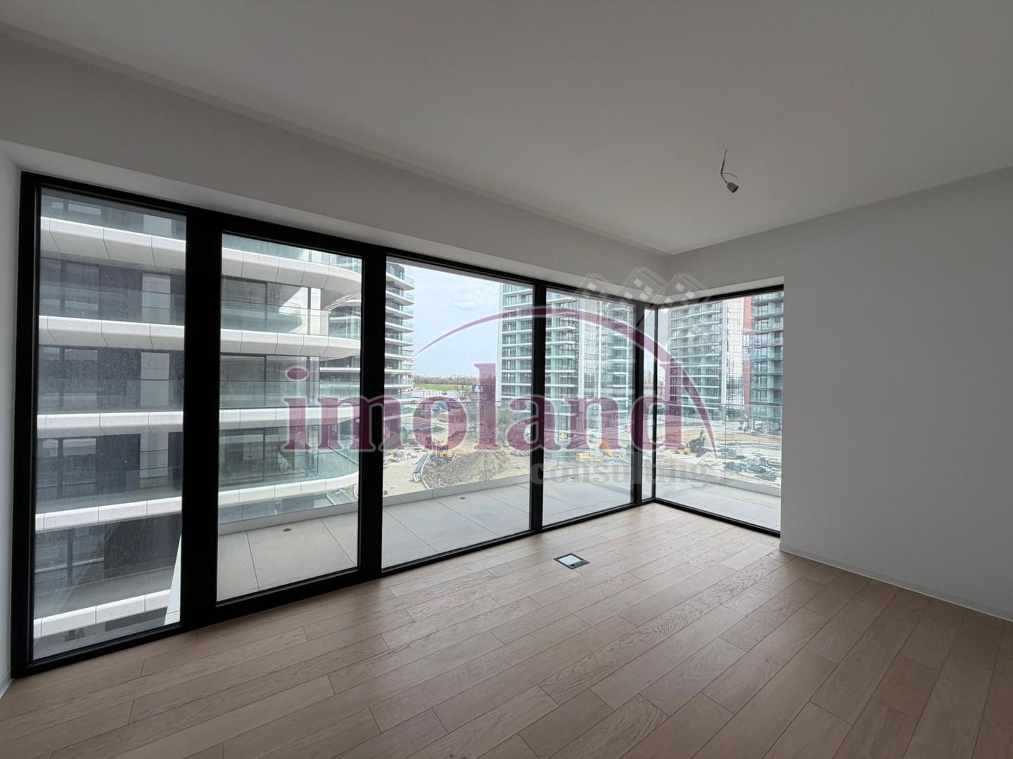 Vanzare - apartament 4 camere - One Lake Club-Floreasca - Poză 7