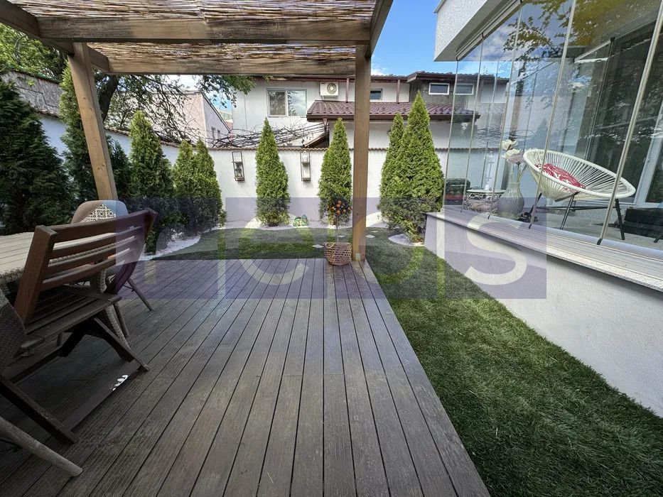 APARTAMENT 3 CAMERE DE VÂNZARE + CURTE PROPRIE + 2 LOCURI DE PARCARE - Poză 1