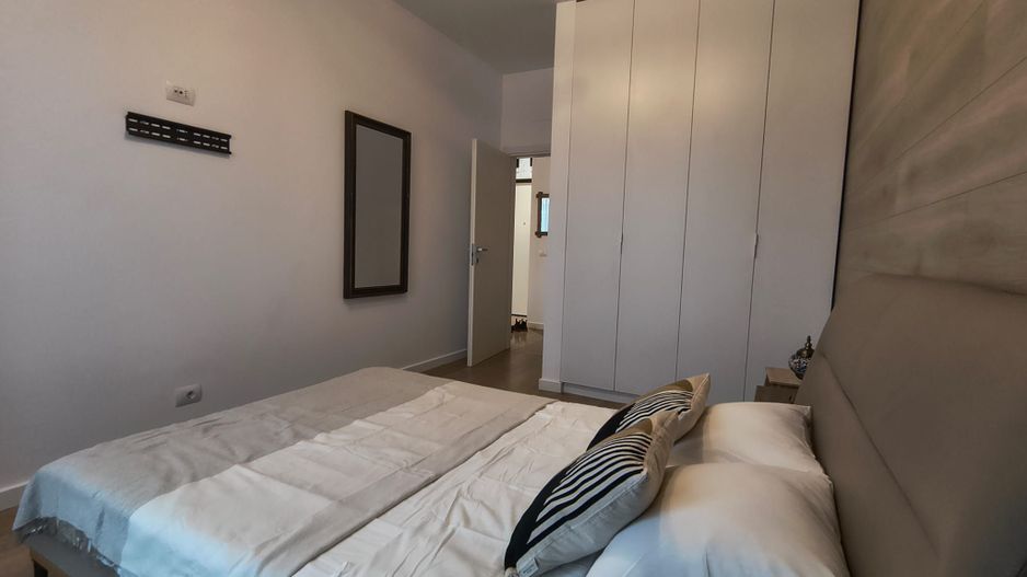 Comision 0,Inchiriere 2 cam parter,terasa proprie deosebit Laminorului - Poză 7