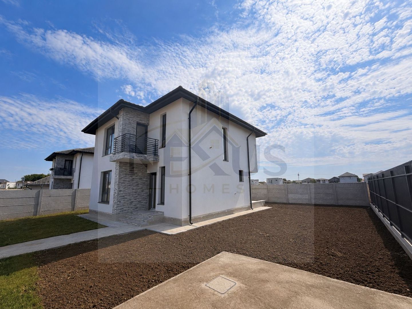 Comuna Berceni - Strada Campului - Casă P+1 | Teren 352 mp - Asfalt - Poză 2