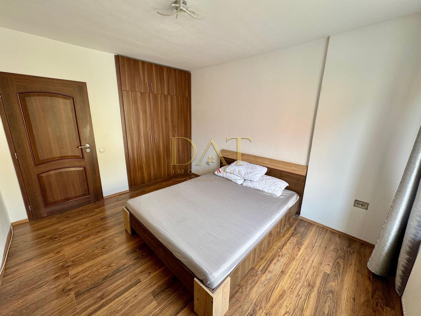 Oportunitate! Apartament 3 camere | parcare inclusa | zona Terra - Poză 6