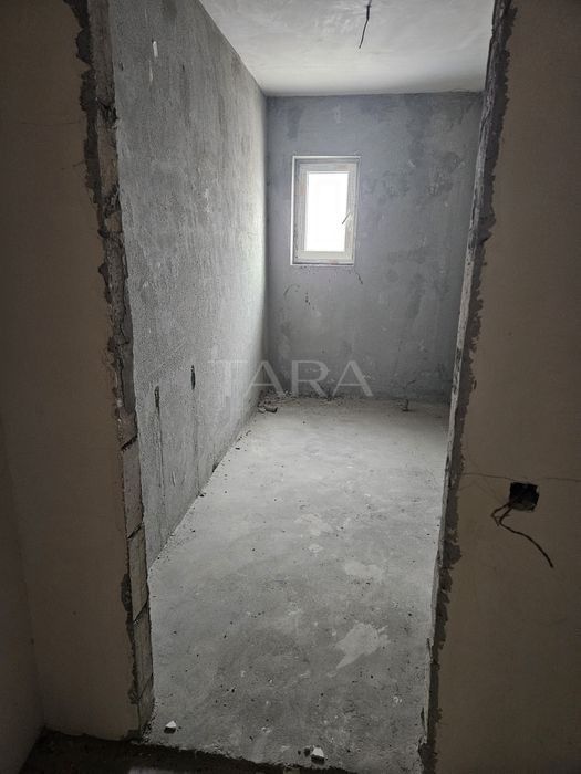 Apartament cu 3 camere decomandat in Floresti. - Poză 4