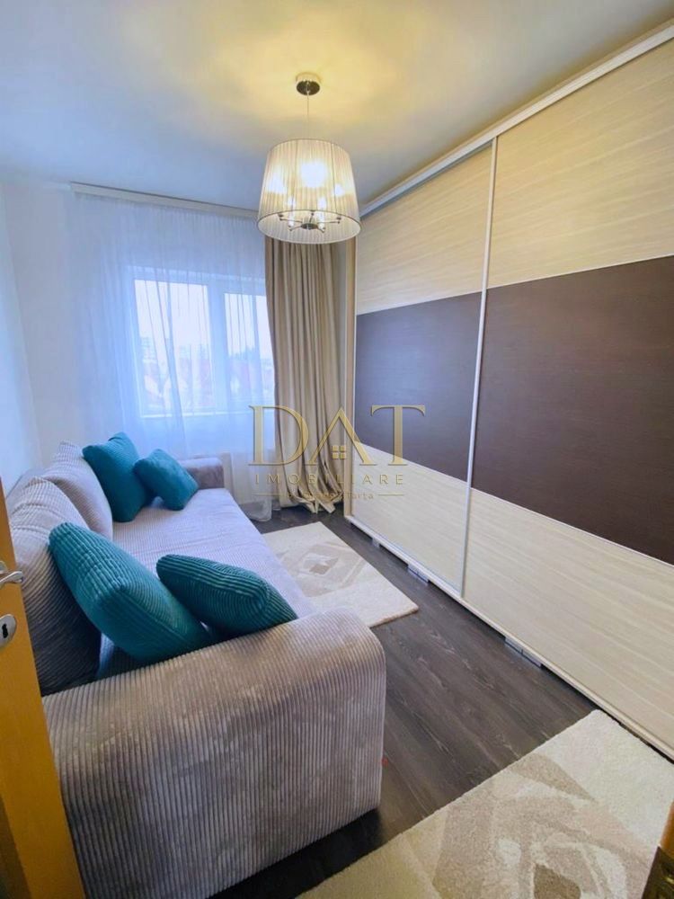 Apartament | 4 camere |  etaj intermediar | zona Titulescu - Poză 3