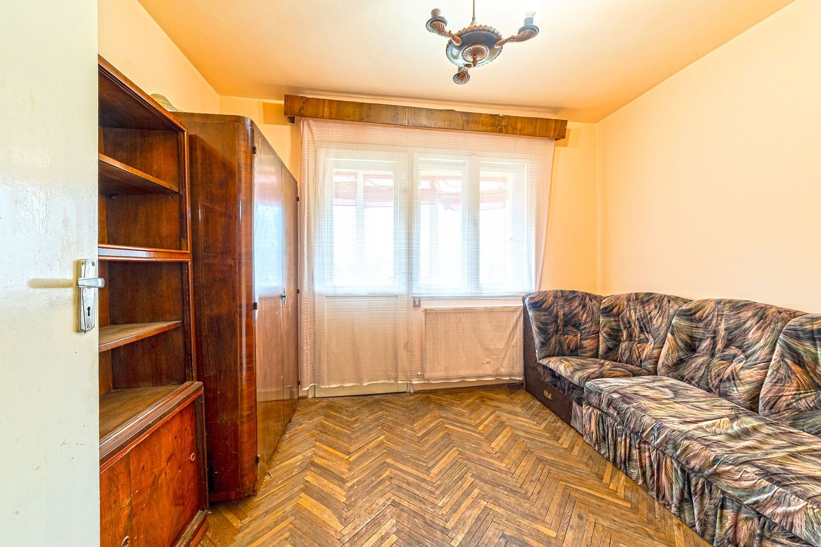Rezervat! Apartament 3 camere, Aurel Vlaicu - Poză 2
