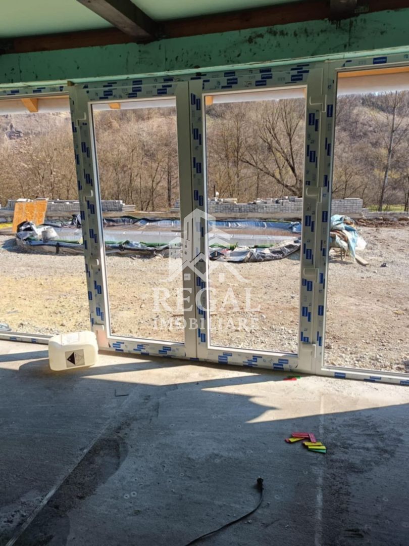 Proprietate cu potențial, într-un cadru natural de vis – 3581 mp teren - Poză 7