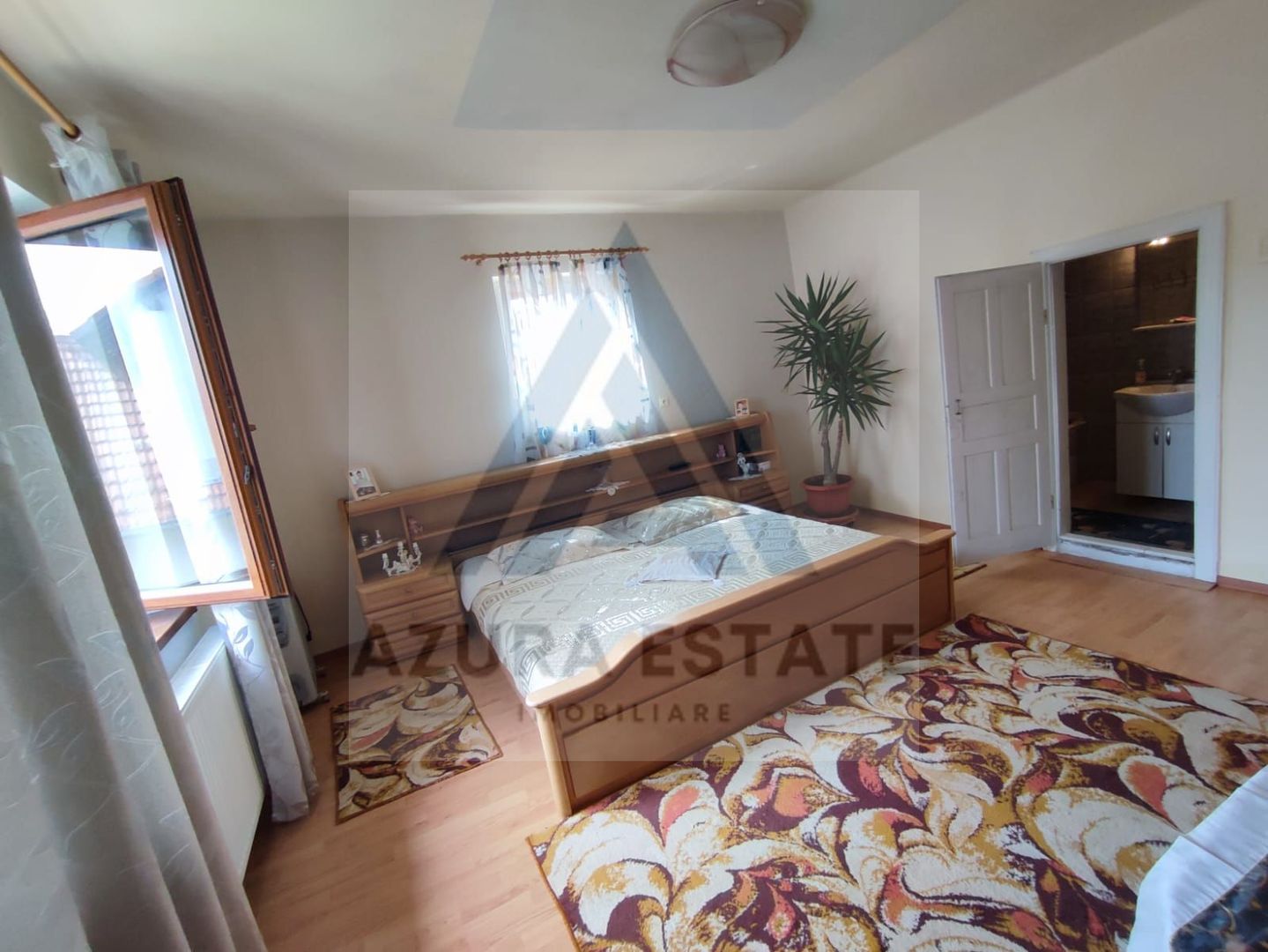 Casa 4 camere 2 bai garaj inchis pivnita si teren 740 mp in Seica Mica - Poză 12