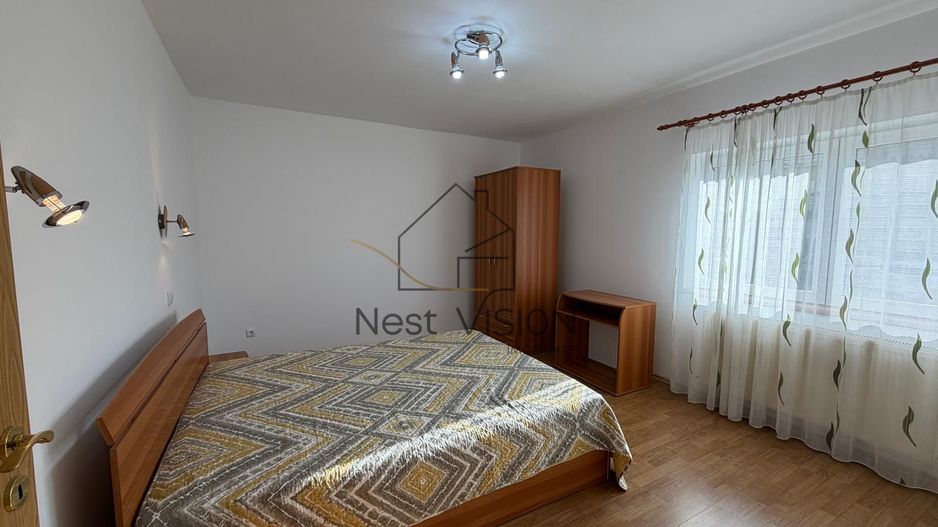 Apartament spațios cu 4 camere cu garaj - zona Ștrand - Poză 3