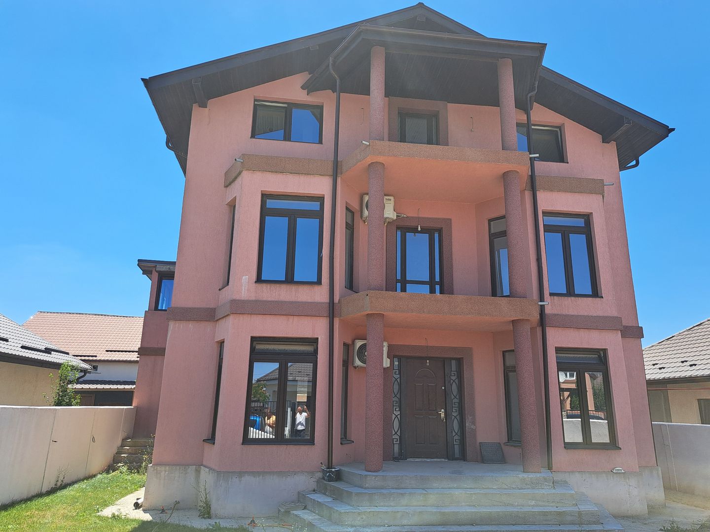 Casa P+1+mansarda 320 mp + teren 368 mp - Pantelimon - Poză 3