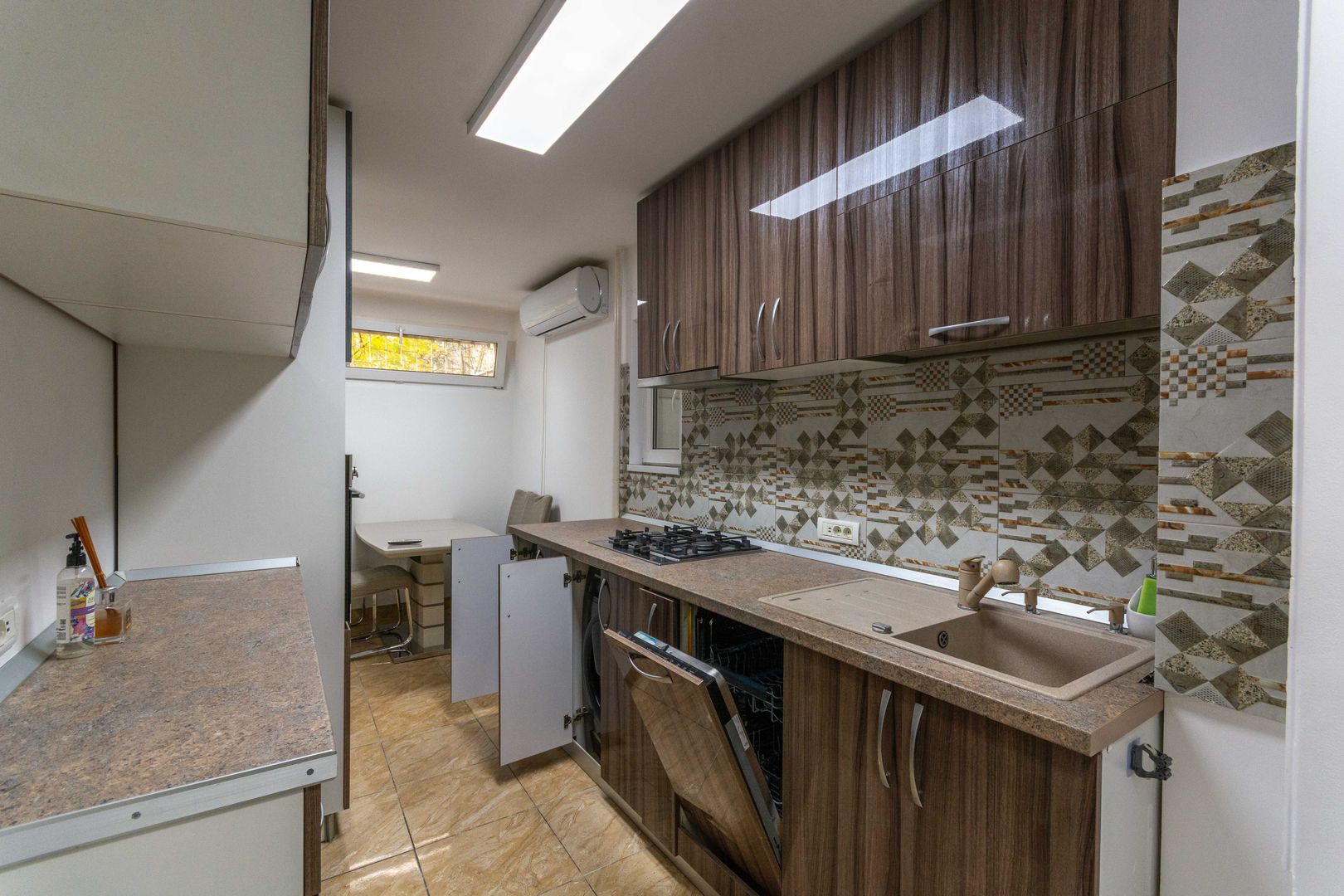 Titan - Prisaca Dornei nr. 6, Parcul Titanii,  2 camere cu loc de parc - Poză 8