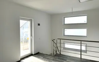 Casa individuala ~ P+1E+POD ~ 5 camere - 2 bai ~ 468 teren - Poză 14