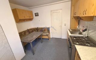 Apartament 3 camere in Cetate, et.3 - Poză 2