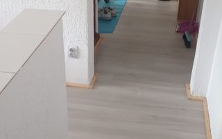 ageuropa.ro vinde ap 3 cam 49mp cu BALCON la etajul 3 în Micro 15. - Poză 5