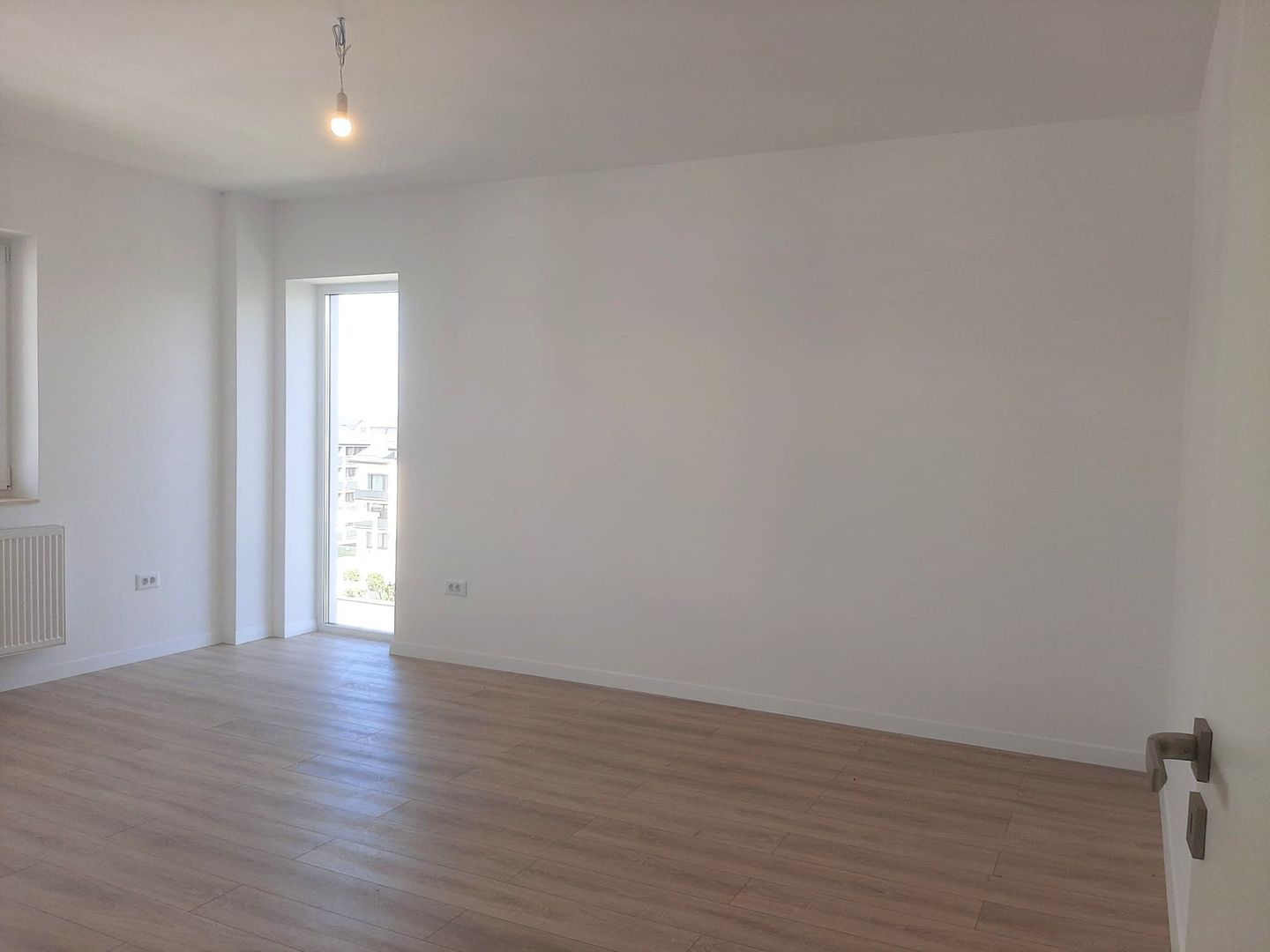 Un Apartament Pentru O Viață Bună  Coresi  2025 - Poză 3