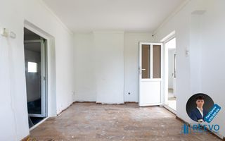 Casă și teren de vânzare, str George Enescu, Bacău - Poză 11