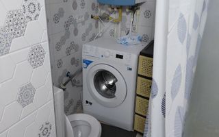 Apartament cu 2 camere, 42 mp, renovat, în Micro, strada Horia, Bloc F3B, parter, Pașcani - Poză 7