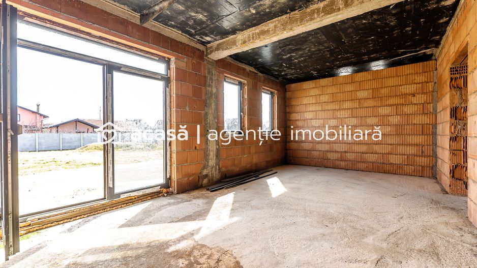 REZERVAT! Casă la roșu cu teren de 752 mp, Mandruloc. Arad - Poză 9