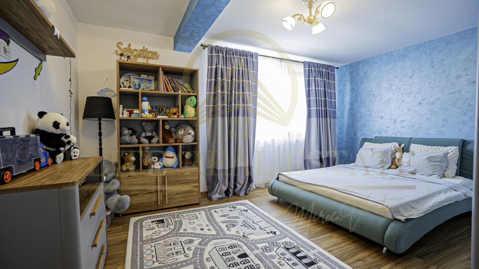 Valu lui Traian - Casă P+1E, 4 dormitoare, terasă acoperită - Poză 17