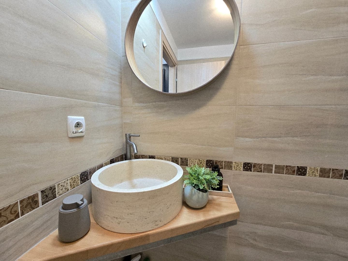 COSMOPOLIS - Apartament 3 camere , Tip Loft, cu terasa mare - Poză 16