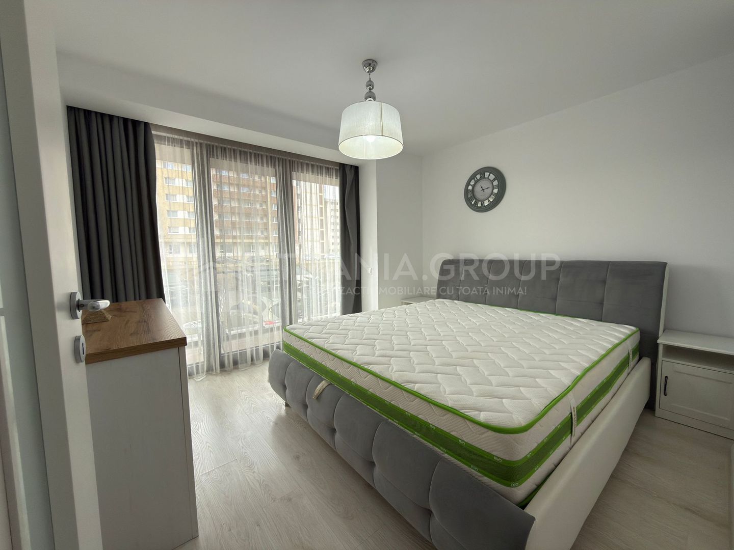 Apartament cu 2 camere, mobilat si utilat - langa mall Coresi - Poză 5